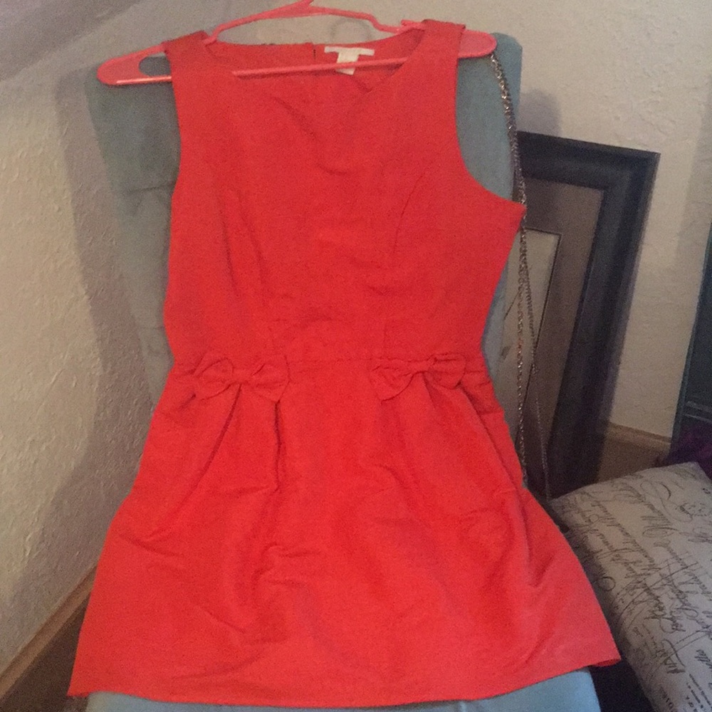 Forever 21 Orange/Red Pleated dress. Size M.